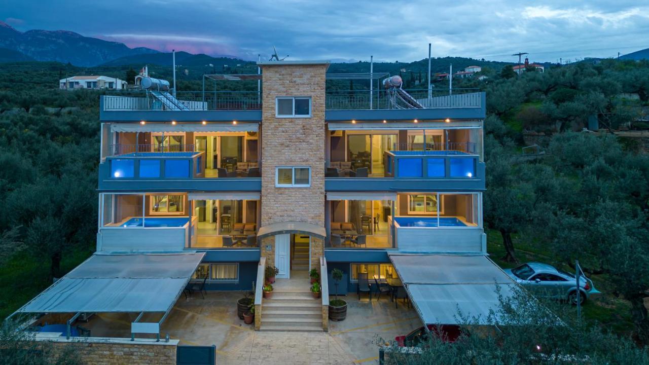 Paliochora Apartments Kalamata Esterno foto