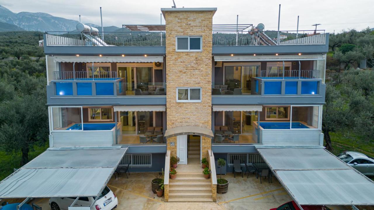 Paliochora Apartments Kalamata Esterno foto