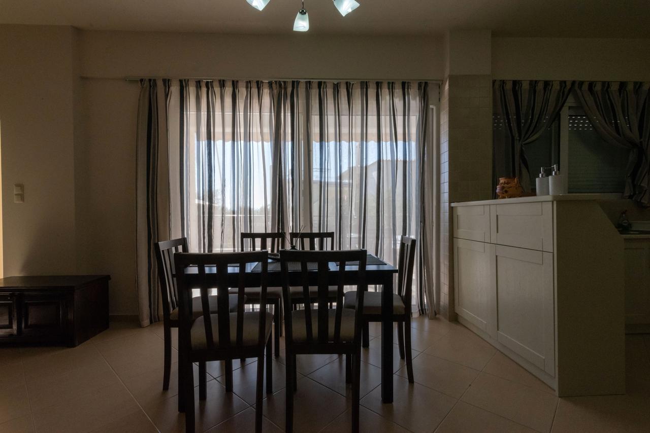 Paliochora Apartments Kalamata Esterno foto